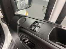 Iveco Daily D HPI 14V 35S 3000 2.3 2dr L4 Dropside Manual Diesel - U2069