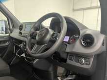 Mercedes-Benz Sprinter 315 CDI Progressive 2.0 2dr Luton Manual Diesel - U2071