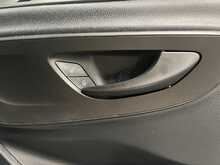 Mercedes-Benz Sprinter 315 CDI Progressive 2.0 2dr Luton Manual Diesel - U2071
