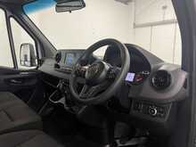 Mercedes-Benz Sprinter 315 CDI Progressive 2.0 2dr Luton Manual Diesel - U2072