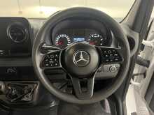 Mercedes-Benz Sprinter 315 CDI Progressive 2.0 2dr Luton Manual Diesel - U2072