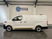 Vauxhall Vivaro 1.5 Turbo D 2900 Dynamic Panel Van 6dr Diesel Manual L2 H1 Euro 6 (s/s) (100 ps) - U2075