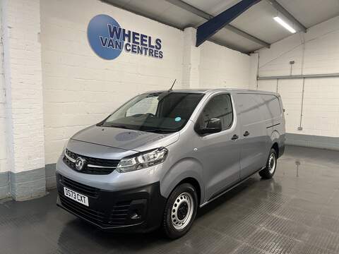 Vauxhall Vivaro 1.5 Turbo D 2300 Pro Panel Van 5dr Diesel Manual L1 H1 Euro 6 (s/s) (100 ps)