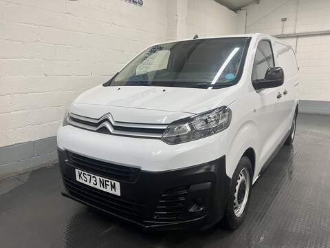 Citroen Dispatch 2.2 BlueHDi 35 Enterprise Panel Van 5dr Diesel Manual L3 Extra High Roof Euro 6 (s/s) (140 ps)