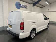 Vauxhall Vivaro 1.5 Turbo D 2900 Pro Panel Van 6dr Diesel Manual L2 H1 Euro 6 (s/s) (100 ps) - U2099