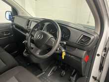 Vauxhall Vivaro 1.5 Turbo D 2900 Pro Panel Van 6dr Diesel Manual L2 H1 Euro 6 (s/s) (100 ps) - U2099