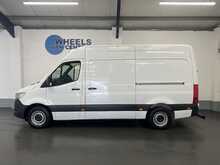 Mercedes-Benz Sprinter 2.0 317 CDI Progressive Panel Van 5dr Diesel Manual RWD L2 H2 Euro 6 (s/s) (170 ps) 2.0 5dr - U2102