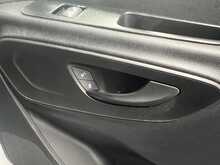 Mercedes-Benz Sprinter 2.0 317 CDI Progressive Panel Van 5dr Diesel Manual RWD L2 H2 Euro 6 (s/s) (170 ps) 2.0 5dr - U2102