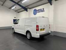 Vauxhall Vivaro 1.5 Turbo D 2900 Sportive Panel Van 6dr Diesel Manual L2 H1 Euro 6 (s/s) (100 ps) - U2106