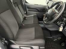 Vauxhall Vivaro 1.5 Turbo D 2900 Sportive Panel Van 6dr Diesel Manual L2 H1 Euro 6 (s/s) (100 ps) - U2106