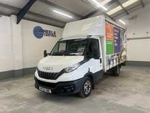 Iveco Daily 2.3D HPI 14V 35C 3750 2dr Diesel HiMatic L3 Euro 6 (s/s) (DRW) (136 ps) 2.3 2dr - U2116