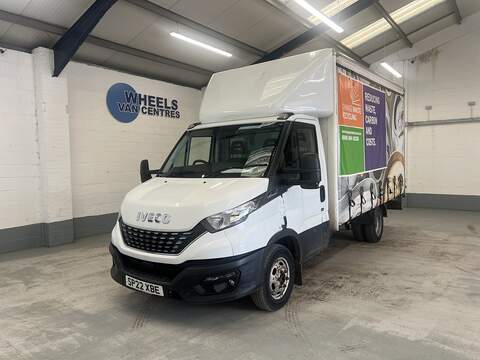Iveco Daily 2.3D HPI 14V 35C 3750 Curtainside 2dr Diesel HiMatic LWB Euro 6 (s/s) (DRW) (136 ps) 2.3 2dr Curtain Side Automatic Diesel