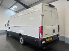 Iveco Daily 2.3D HPI 14V 35S 4100 Panel Van 5dr Diesel Manual LWB H2 Euro 6 (s/s) (136 ps) - U2117