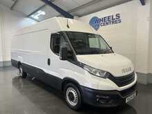 Iveco Daily 2.3D HPI 14V 35S 4100 Panel Van 5dr Diesel Manual LWB H2 Euro 6 (s/s) (136 ps) - U2117