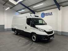 Iveco Daily 2.3D HPI 14V 35S 3000 Panel Van 5dr Diesel Manual SWB H1 Euro 6 (s/s) (136 ps) 2.3 5dr Temperature - U2120