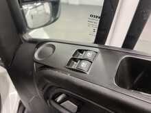Iveco Daily 2.3D HPI 14V 35S 3000 Panel Van 5dr Diesel Manual SWB H1 Euro 6 (s/s) (136 ps) 2.3 5dr Temperature - U2120