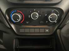 Iveco Daily 2.3D HPI 14V 35S 3000 Panel Van 5dr Diesel Manual SWB H1 Euro 6 (s/s) (136 ps) 2.3 5dr Temperature - U2120