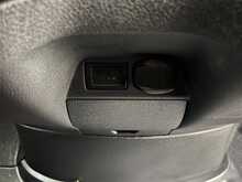Mercedes-Benz Sprinter 2.0 315 CDI PRO Panel Van 5dr Diesel G-Tronic RWD L3 H2 Euro 6 (s/s) (150 ps) - U2121