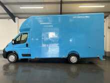 Peugeot Boxer BlueHDi 335 Professional Premium + 2.2 2dr Lowloader Manual Diesel - U2124