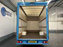 Peugeot Boxer BlueHDi 335 Professional Premium + 2.2 2dr Lowloader Manual Diesel - U2124