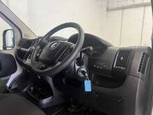 Vauxhall Movano 2.2 CDTi 3500 BiTurbo Prime Panel Van 5dr Diesel Manual FWD L3 H2 Euro 6 (s/s) (140 ps) - U2131