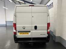 Vauxhall Movano 2.2 CDTi 3500 BiTurbo Prime Panel Van 5dr Diesel Manual FWD L3 H2 Euro 6 (s/s) (140 ps) - U2132