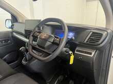 Vauxhall Vivaro 2.0 Turbo D Prime XL Panel Van 6dr Diesel Manual LWB Euro 6 (145 ps) - U2142