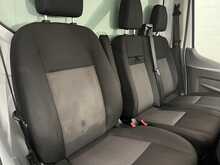 Ford Transit 2.0 350 EcoBlue Leader Luton Van 2dr Diesel Manual FWD L4 Euro 6 (s/s) (130 ps) 2.0 2dr Luton - U2144