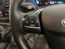 Ford Transit 2.0 350 EcoBlue Leader Luton Van 2dr Diesel Manual FWD L4 Euro 6 (s/s) (130 ps) 2.0 2dr Luton - U2144