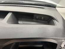 Ford Transit 2.0 350 EcoBlue Leader Luton Van 2dr Diesel Manual FWD L4 Euro 6 (s/s) (130 ps) 2.0 2dr Luton - U2144