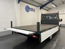 Ford Transit 2.0 350 EcoBlue Leader Chassis Cab 2dr Diesel Manual RWD L4 Euro 6 (s/s) (130 ps) 2.0 2dr Dropside - U2155
