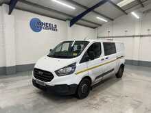 Ford Transit Custom 2.0 300 EcoBlue Crew Van Double Cab 5dr Diesel Manual L2 H1 Euro 6 (6 Seat) (130 ps) - U2158