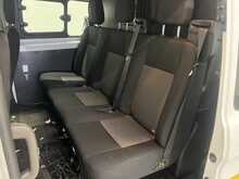 Ford Transit Custom 2.0 300 EcoBlue Crew Van Double Cab 5dr Diesel Manual L2 H1 Euro 6 (6 Seat) (130 ps) - U2158