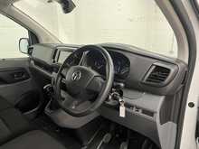 Vauxhall Vivaro 1.5 Turbo D 2900 Sportive Panel Van 6dr Diesel Manual L2 H1 Euro 6 (s/s) (100 ps) - U2163