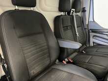 Ford Transit Custom 2.0 300 EcoBlue MHEV Limited Panel Van 5dr Diesel Manual L2 H2 Euro 6 (s/s) (130 ps) - U2174