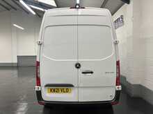 Mercedes-Benz Sprinter 2.1 314 CDI Premium Panel Van 5dr Diesel Manual FWD L2 H2 Euro 6 (s/s) (143 ps) - U2182