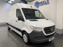 Mercedes-Benz Sprinter 2.1 314 CDI Premium Panel Van 5dr Diesel Manual FWD L2 H2 Euro 6 (s/s) (143 ps) - U2182