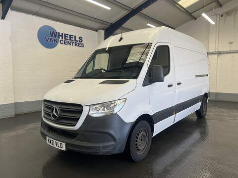 Mercedes-Benz Sprinter 2.0 315 CDI Premium Panel Van 5dr Diesel Manual FWD L2 H2 Euro 6 (s/s) (150 ps)