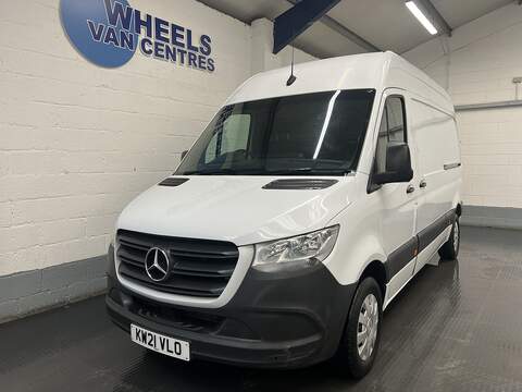 Mercedes-Benz Sprinter 2.1 314 CDI Premium Panel Van 5dr Diesel Manual FWD L2 H2 Euro 6 (s/s) (143 ps)
