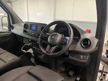 Mercedes-Benz Sprinter 2.1 314 CDI Premium Panel Van 5dr Diesel Manual FWD L2 H2 Euro 6 (s/s) (143 ps) - U2183