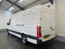 Mercedes-Benz Sprinter 2.0 315 CDI Progressive Panel Van 5dr Diesel Manual RWD L3 H2 Euro 6 (s/s) (150 ps) - U2185