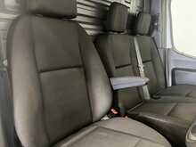 Mercedes-Benz Sprinter 2.0 315 CDI Progressive Panel Van 5dr Diesel Manual RWD L3 H2 Euro 6 (s/s) (150 ps) - U2185