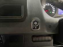 Mercedes-Benz Sprinter 2.0 315 CDI Progressive Panel Van 5dr Diesel Manual RWD L3 H2 Euro 6 (s/s) (150 ps) - U2185