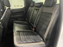 Volkswagen Amarok 3.0 TDI V6 Aventura Pickup Double Cab 4dr Diesel Auto 4Motion Euro 6 (s/s) (240 ps) - U2187