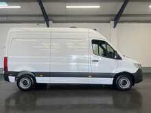 Mercedes-Benz Sprinter 2.0 315 CDI Premium Panel Van 5dr Diesel Manual FWD L2 H2 Euro 6 (s/s) (150 ps) - U2188