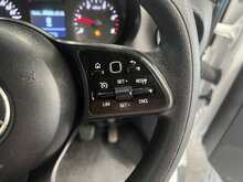Mercedes-Benz Sprinter 2.0 315 CDI Premium Panel Van 5dr Diesel Manual FWD L2 H2 Euro 6 (s/s) (150 ps) - U2188