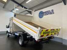 Ford Transit 2.0 350 EcoBlue Leader Chassis Cab 2dr Diesel Manual RWD L3 Euro 6 (s/s) (130 ps) 2.0 2dr Tipper - U2202