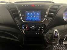 Iveco Daily 2.3D HPI 14V 35S 3520L Panel Van 5dr Diesel HiMatic MWB H2 Euro 6 (s/s) (136 ps) - U2203