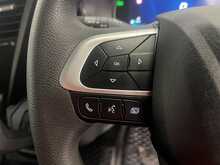 Iveco Daily 2.3D HPI 14V 35S 3520L Panel Van 5dr Diesel HiMatic MWB H2 Euro 6 (s/s) (136 ps) - U2203