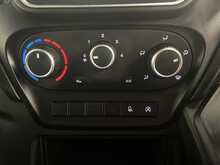 Iveco Daily 2.3D HPI 14V 35S 3520L Panel Van 5dr Diesel HiMatic MWB H2 Euro 6 (s/s) (136 ps) - U2203